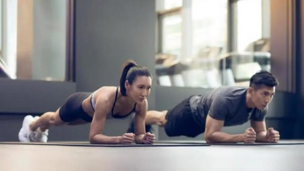 拉伯配资 健身房，也是心理疗愈房