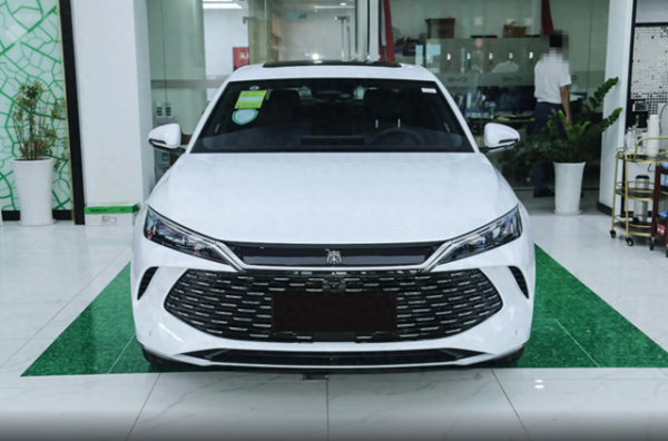 云天华成 9.98万起，大品牌可油可电中型家用车别错过！