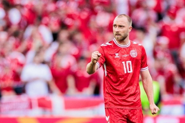 股E融 埃里克森: 霍伊伦心理素质很强也很努力, 之前总有人会被当替罪羊